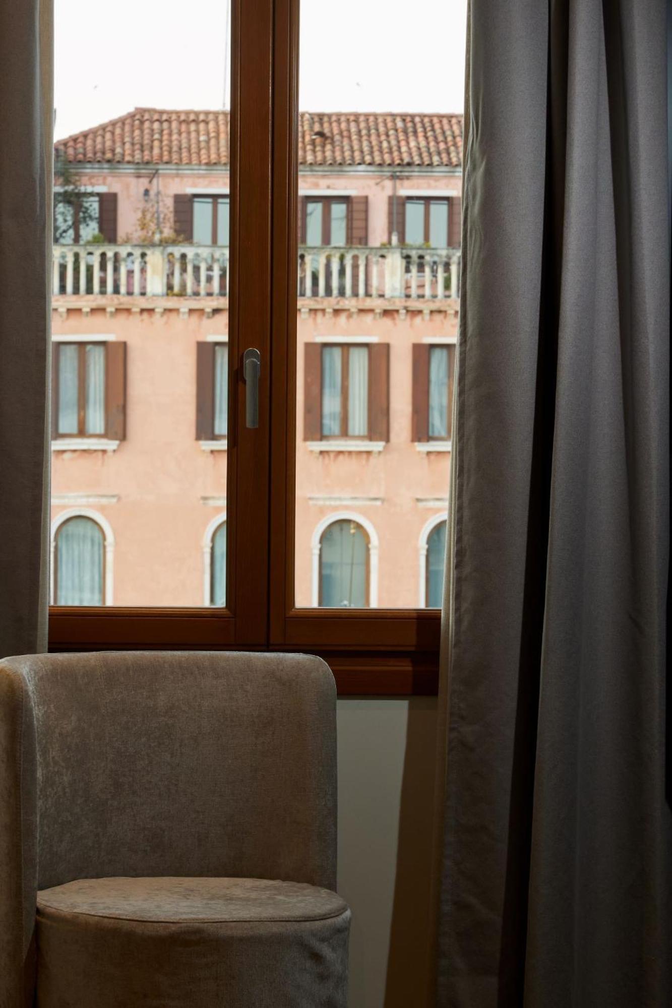 Appartamento Palazzina Riva Venezia Esterno foto